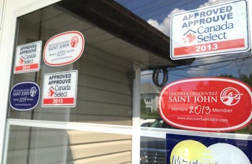 Saint John Hotel | Admiral's Quay Motel & Suites