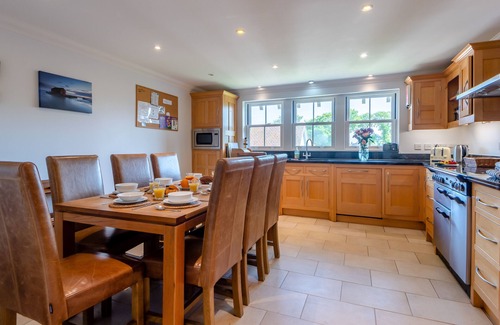 Thornham House | Admirals Lodge - Five Bedroom House, Sleeps 10