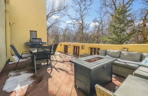 Broadmoor House | Adobe del Sol - House & Cottage by The Broadmoor
