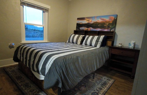 Aguilar Other | Adobe House/2 min. to I 25/Lots of wildlife