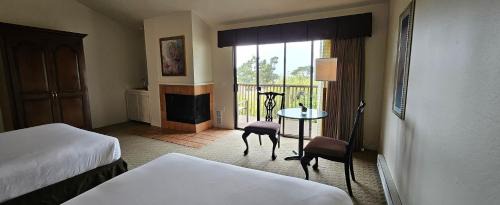 Golden Rectangle Bed & Breakfast | Adobe Inn