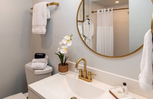 Sam Hughes Bed & Breakfast | Adobe Rose Inn B&B