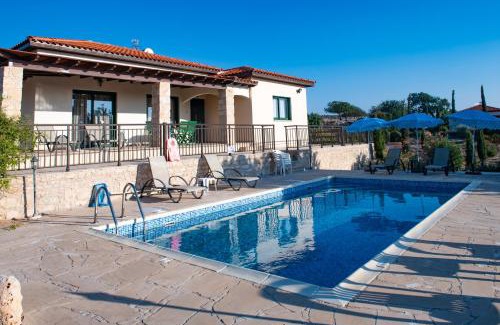 Pegeia Villa | Adonis Villa