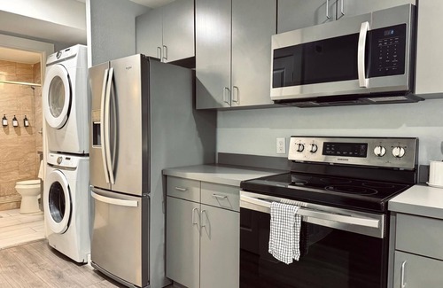 Cedars Bed & Breakfast | Adorable 1-bedroom bed & breakfast in Dallas