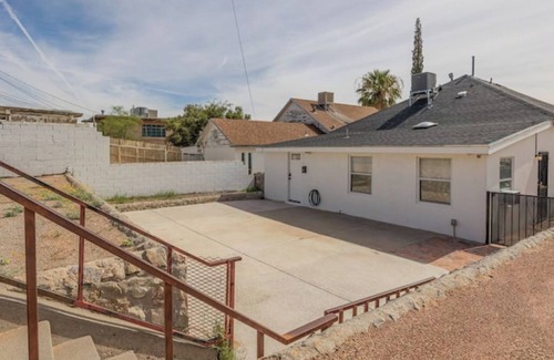 El Paso Apartment | Adorable 1-bedroom in central historic El Paso
