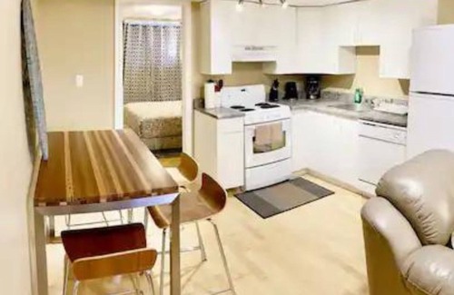 Jasper Place House | Adorable 1-bedroom place with in-suite laundry