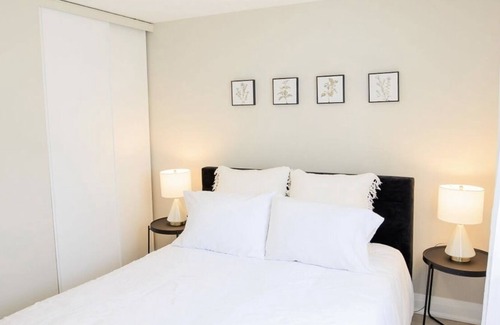 Hamilton Apartment | Adorable 1 bedroom suite in the beautiful Hamilton