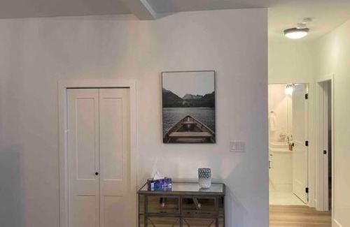 Langford Apartment | Adorable 1 Bedroom Suite- a skip to Galloping Goose