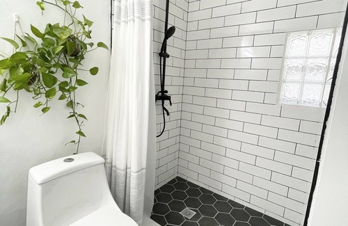 Winter Haven Cottage | Adorable 1 bedroom guesthouse near Legoland