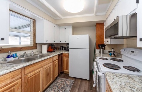 Spokane House | Adorable 2 BD 1 BTH Home Minutes Away from Gonzaga