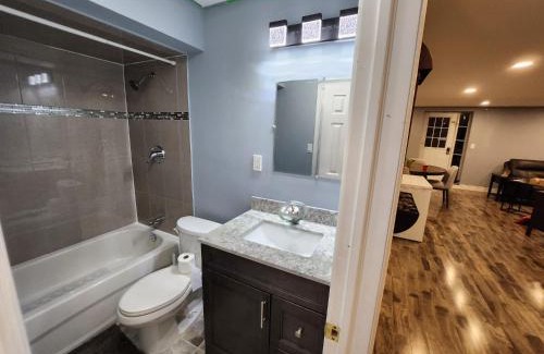 Halton Regional Municipality Apartment | Adorable 2-Bedoom walkout basement Apartment