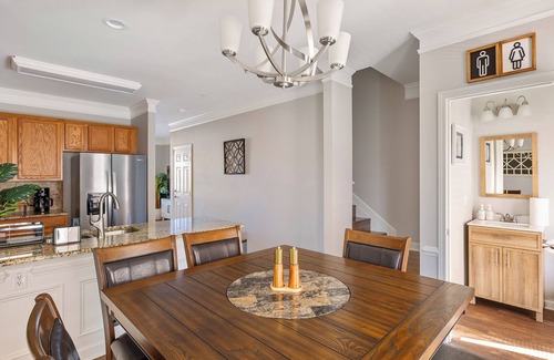 Charlotte House | Adorable 2-bedroom Charlotte townhome w/king bed, perfect for your stay!