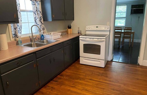 St. Marys House | Adorable 3 bdrm in quiet St. Marys, Ga, Lots to do