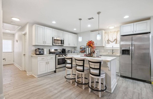 McDonough House | Adorable 3 Bedroom Home in Historic Algiers Point!