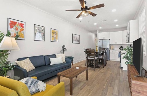 Mid-City House | Adorable 3BR, Cowboy Pool & Porch in Mid-City, Adorable & Bright 3 BR in the heart of Mid-City!