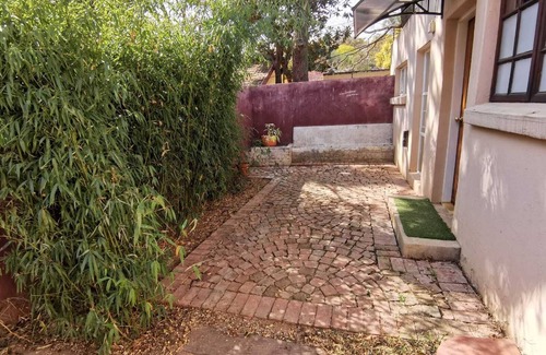 Brooklyn Cottage | Adorable and Cozy Cottage in the Heart of Pretoria
