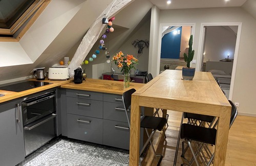 Beaumont-en-Veron Apartment | Adorable apartment located in a castle