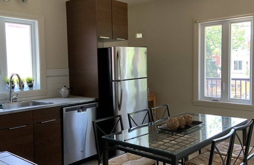 Cote-Saint-Paul Apartment | Adorable Appartement au 2ieme Étages à Distance de Marche de Toutes Commodités