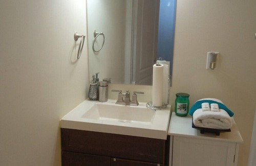 Burlington Apartment | Adorable Apt in Burlington