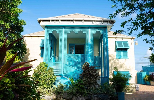 Speightstown Apartment | Adorable beachside 1-bedroom apartment