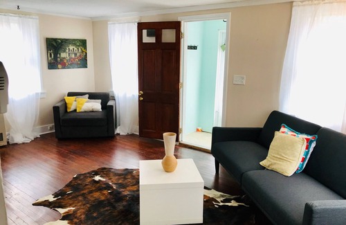 Richmond House | Adorable Berkshires Loft on Quiet Dirt Road. Close to Tanglewood.