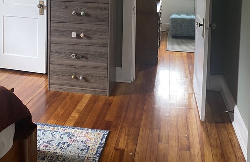 Dartmouth House | Adorable Bungalow in the Heart of Padanaram Village