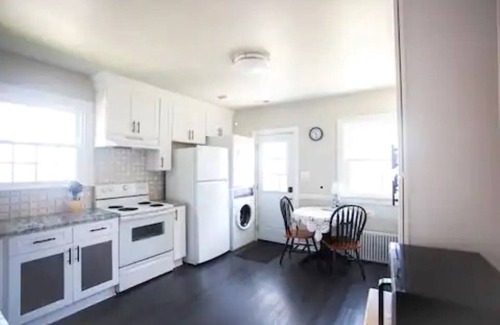 Willow Lawn House | Adorable cape cod in quiet & safe neighborhood. Location, Location, Location!
