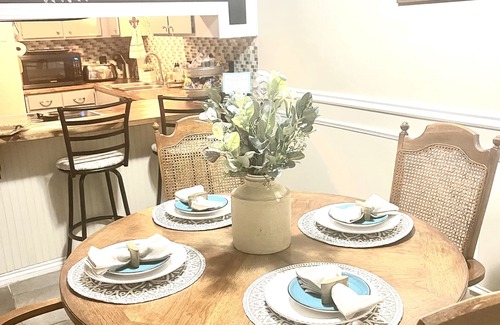Waco Condo | Adorable condo near Baylor/Magnolia Table/Silos