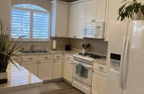 Ocean City House | Adorable cottage located minutes from beaches, shopping, dining!