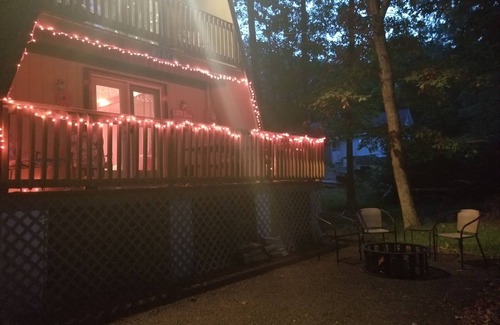 Hickory Hills Cottage | Adorable Cottage in the Poconos!