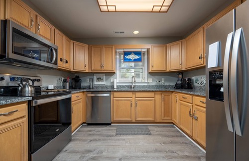 Rehoboth Beach Cottage | ADORABLE COTTAGE "IN-TOWN" REHOBOTH BEACH -510B REHOBOTH AVE.