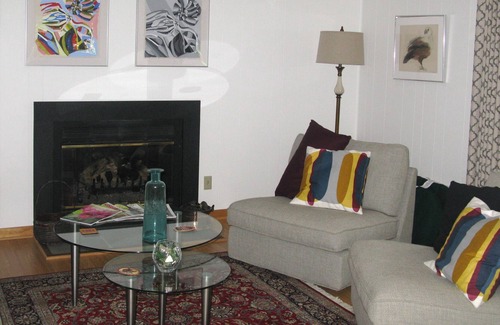 Heathsville Cottage | Adorable Cottage with White Sand Beach