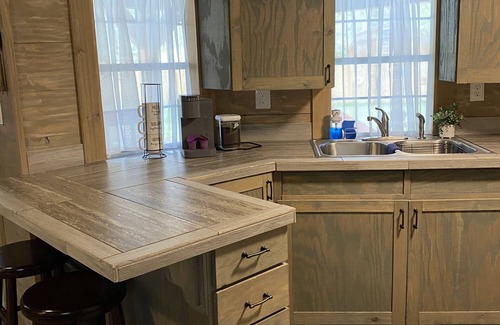 Fort White House | Adorable cozy cabin near North Florida Springs