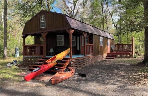 Fort White House | Adorable cozy cabin near North Florida Springs