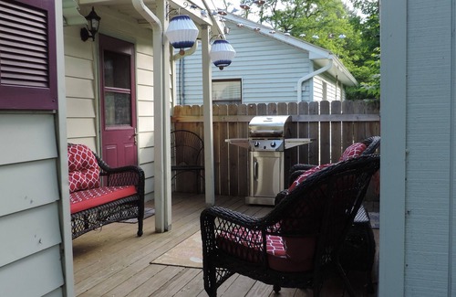 Penn Yan House | Adorable, cute as a button Keuka Lake view cottage, Close to everything!