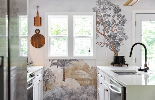 Jefferson Manor Cottage | Adorable Family Cottage near Metro Access to DC Sleeps 8