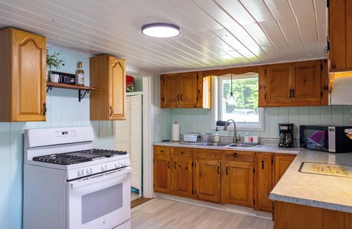 Winthrop House | Adorable, family friendly home with a private sandy beach