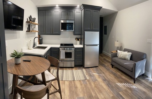 Galveston Apartment | Adorable garage apartment.