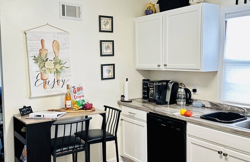 Erie House | Adorable Gem House in the Gem City!