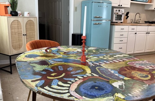 Mount Dora Apartment | Adorable guest house with pool, Pet Friendly, in downtown Mount Dora,