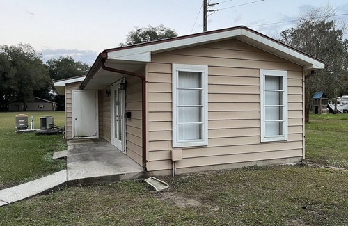 Limona Improvement House | Adorable Guesthouse