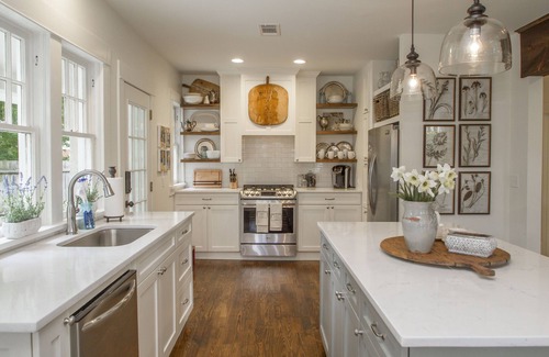 Conway Cottage | Adorable historic cottage close to downtown and colleges