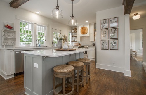 Conway Cottage | Adorable historic cottage close to downtown and colleges
