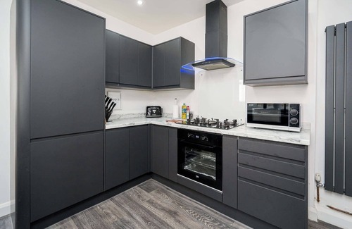 Glyncorrwg House | Adorable House: Afan Forest Park - StayStaycations