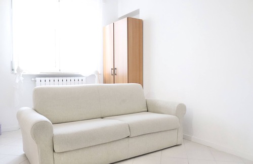 Saronno Apartment | Adorable house just minutes from Central Milan.