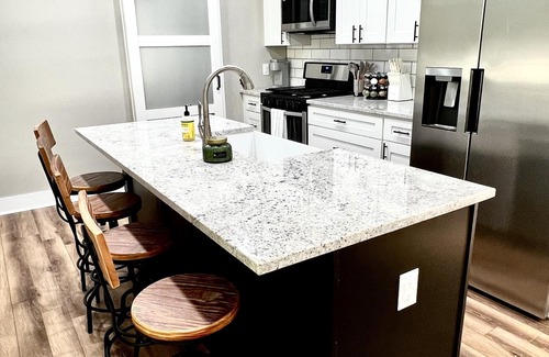Starkville House | Adorable house just minutes from campus! Private Parking