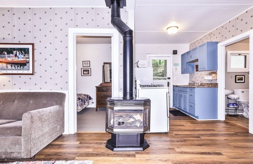 Lake Tomahawk Cabin | Adorable House on the Minocqua Chain!