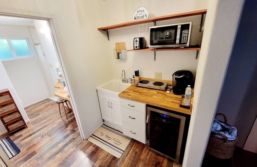Yuma Apartment | Adorable In-Town Garden Studio