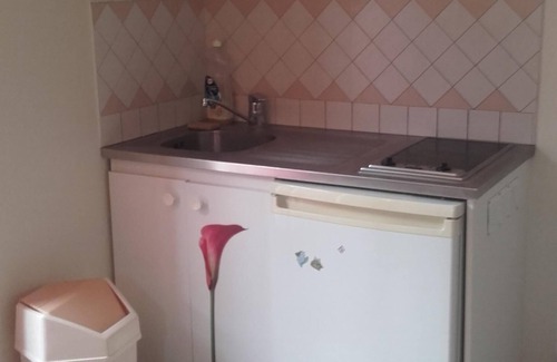 Poussots Apartment | ADORABLE LITTLE STUDIO DIJON BETWEEN CENTER, and FAC