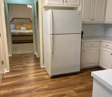 Gunter Afs Apartment | *Adorable luxurious 1 Bedroom*